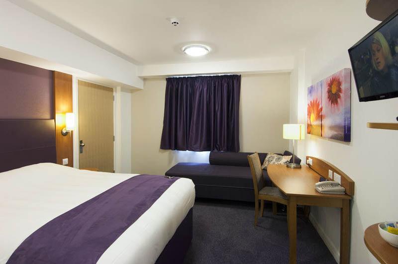 Premier Inn Hatfield 외부 사진